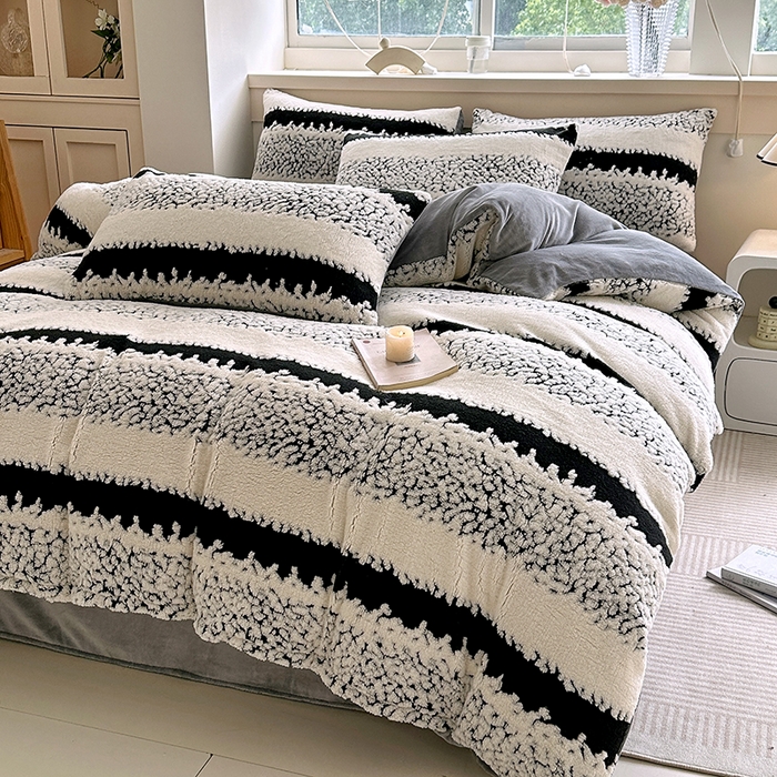 91家纺网 家纺一手货源 找家纺 家贝爱 2025秋冬新款高克重塔芙绒提花四件套 扶摇-黑