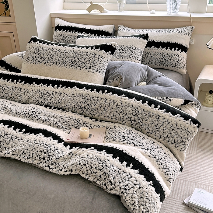 91家纺网 家纺一手货源 找家纺 家贝爱 2025秋冬新款高克重塔芙绒提花四件套 扶摇-黑