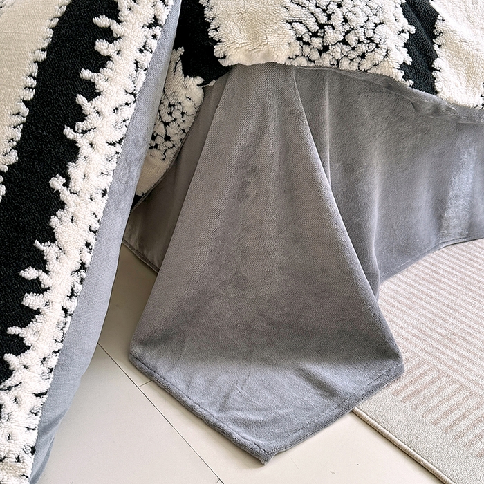 91家纺网 家纺一手货源 找家纺 家贝爱 2025秋冬新款高克重塔芙绒提花四件套 扶摇-黑