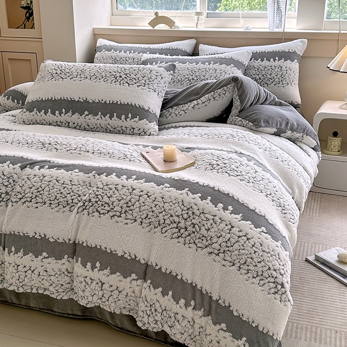 91家纺网 家纺一手货源 找家纺 家贝爱 2025秋冬新款高克重塔芙绒提花四件套 扶摇-灰