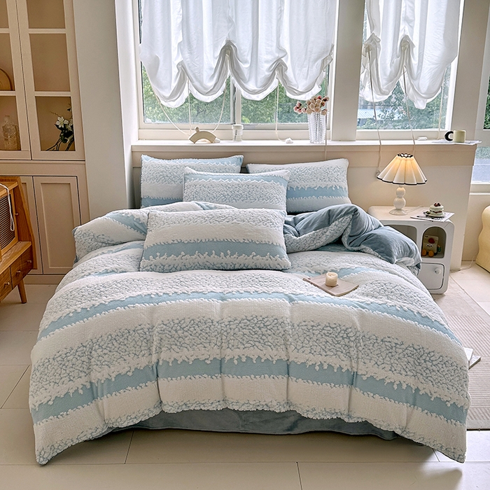 91家纺网 家纺一手货源 找家纺 家贝爱 2025秋冬新款高克重塔芙绒提花四件套 扶摇-兰