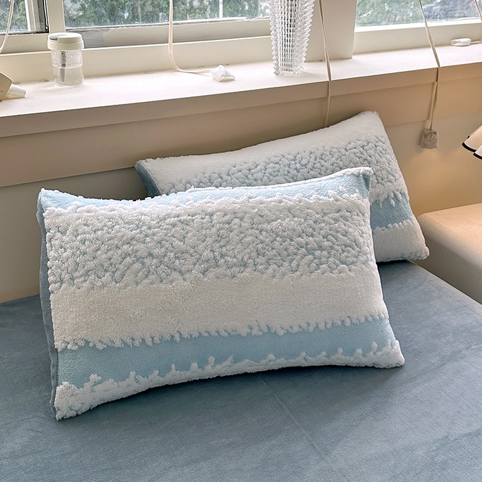 91家纺网 家纺一手货源 找家纺 家贝爱 2025秋冬新款高克重塔芙绒提花四件套 扶摇-兰