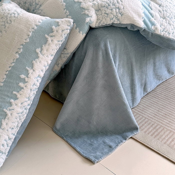 91家纺网 家纺一手货源 找家纺 家贝爱 2025秋冬新款高克重塔芙绒提花四件套 扶摇-兰