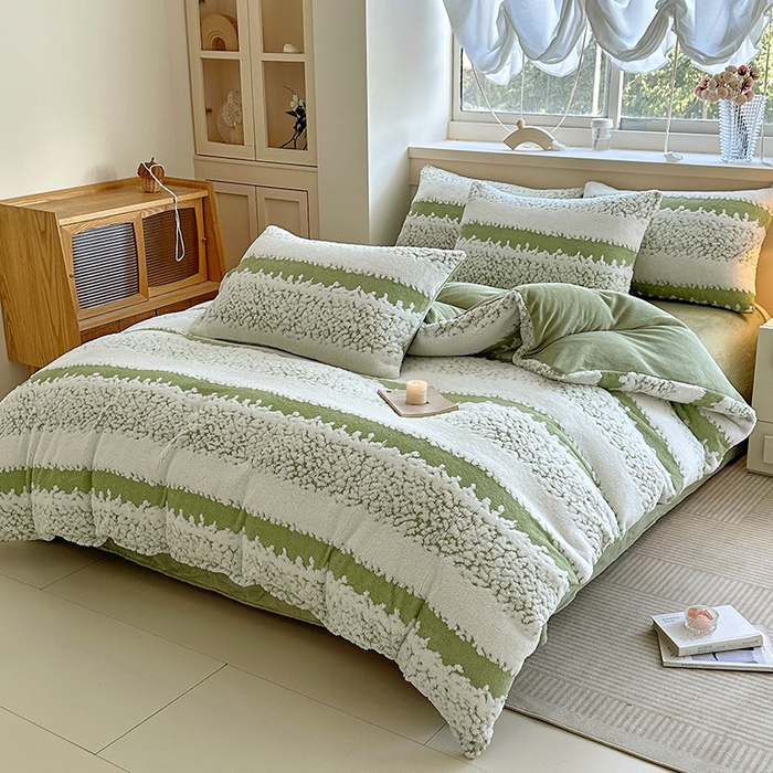 91家纺网 家纺一手货源 找家纺 家贝爱 2025秋冬新款高克重塔芙绒提花四件套 扶摇-绿