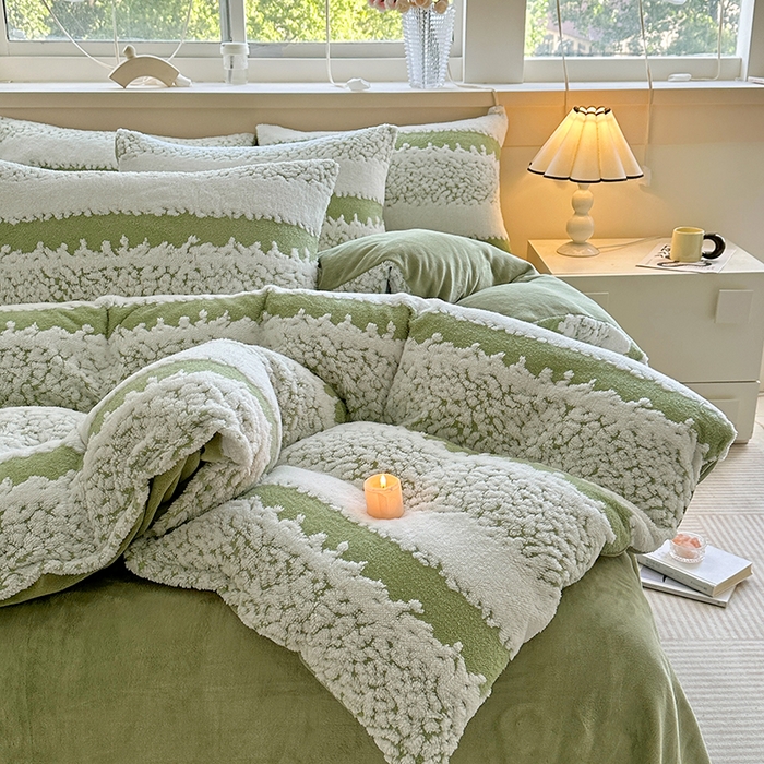 91家纺网 家纺一手货源 找家纺 家贝爱 2025秋冬新款高克重塔芙绒提花四件套 扶摇-绿