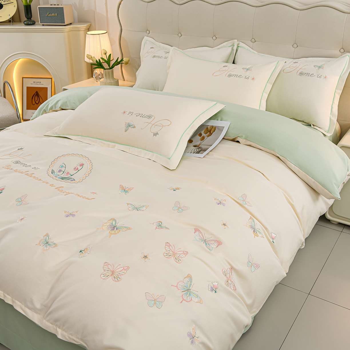 91家纺网 家纺一手货源 找家纺 （总）绒小宣 2025新款13372全棉绣花四件套-轻舞