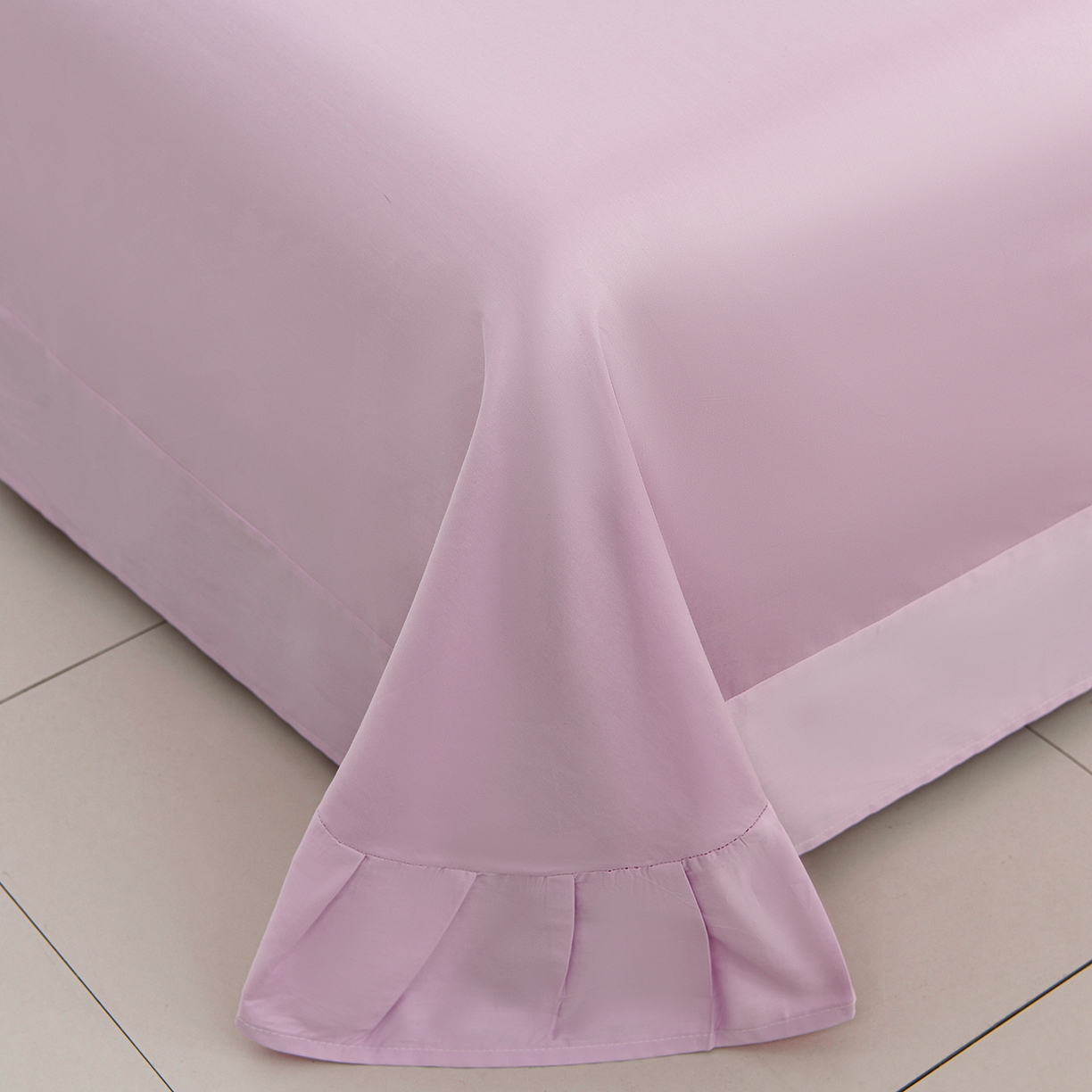 91家纺网 家纺一手货源 找家纺 绒小宣 2025新款13372全棉绣花四件套-轻舞 风铃-白紫