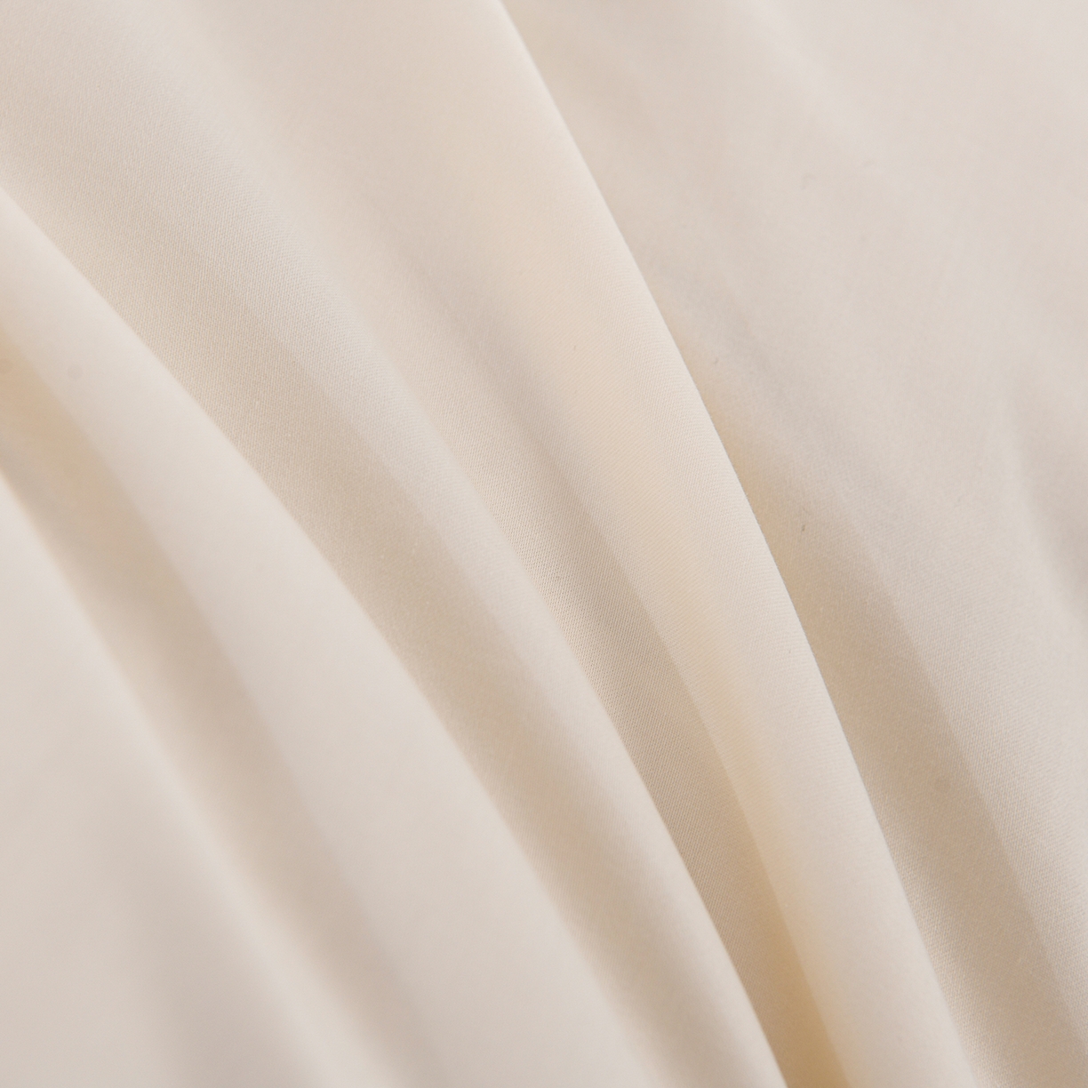 91家纺网 家纺一手货源 找家纺 绒小宣 2025新款13372全棉绣花四件套-轻舞 风铃-白紫