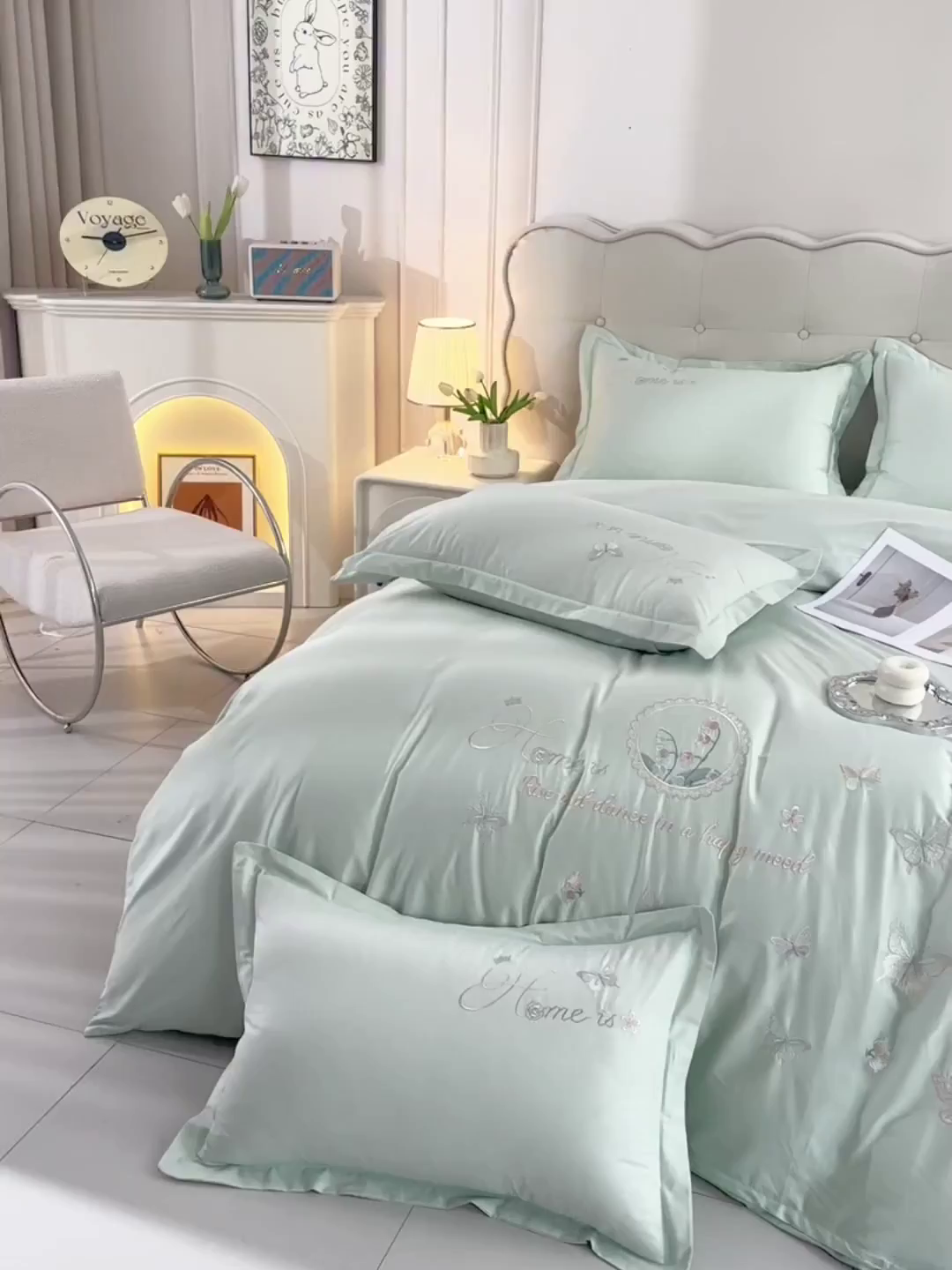 91家纺网 家纺一手货源 找家纺 绒小宣 2025新款13372全棉绣花四件套-轻舞 风铃-青