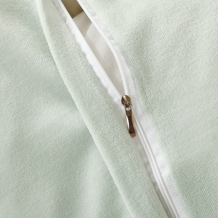 91家纺网 家纺一手货源 找家纺 慕克斯家纺 2025新款高克重全工艺牛奶绒宽边刺绣四件套卡希尔系列 卡希尔-浅绿