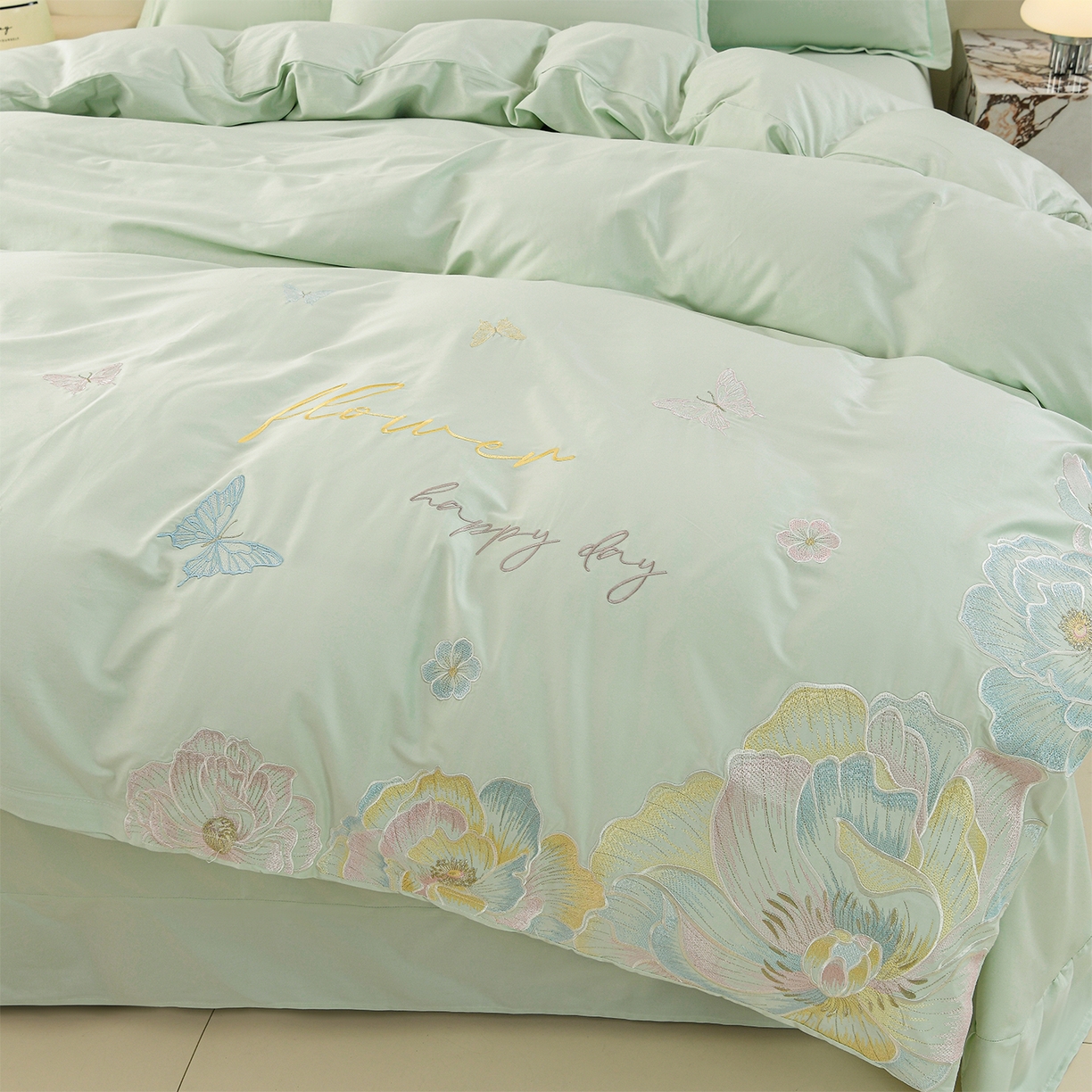 91家纺网 家纺一手货源 找家纺 绒小宣 2025新款13372全棉绣花四件套-牡丹佳人 华尔兹-青