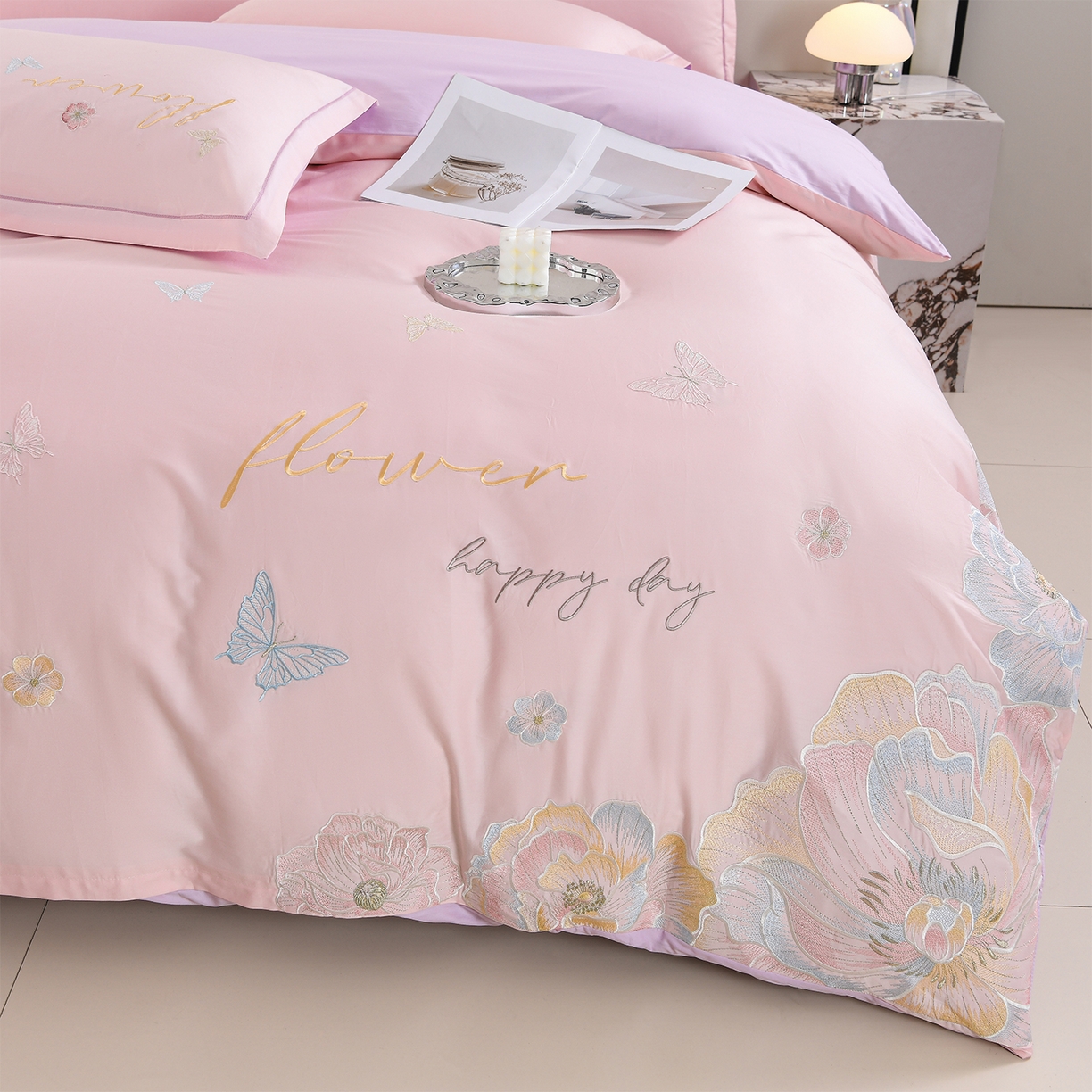 91家纺网 家纺一手货源 找家纺 绒小宣 2025新款13372全棉绣花四件套-牡丹佳人 华尔兹-粉紫