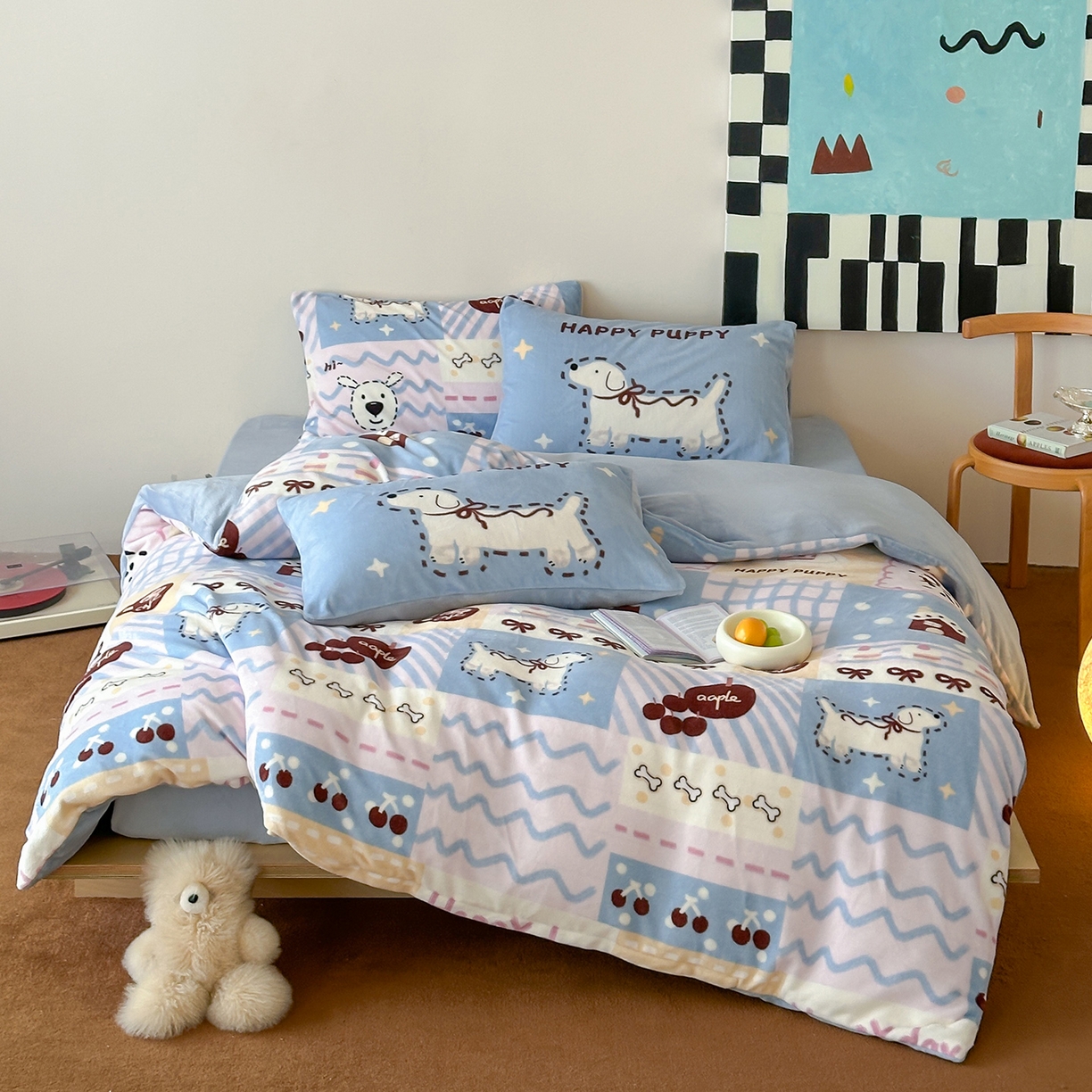 91家纺网 家纺一手货源 找家纺 （总）桃子家居 2025新款A类ins数码印花枕混搭复古时尚卡通加厚牛奶系列四件套