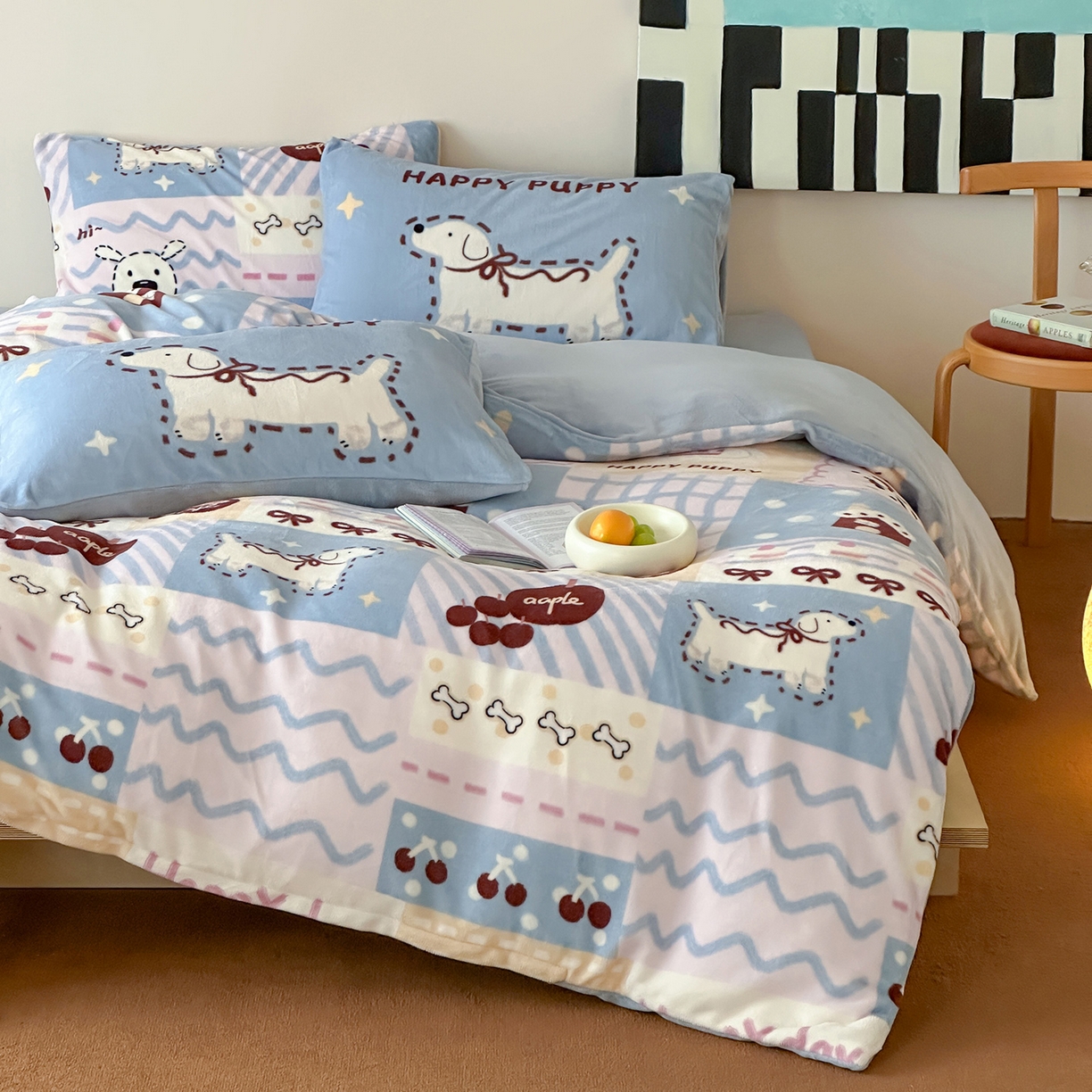 91家纺网 家纺一手货源 找家纺 桃子家居 2025新款A类ins数码印花枕混搭复古时尚卡通加厚牛奶系列四件套 绒-混搭蜡笔画