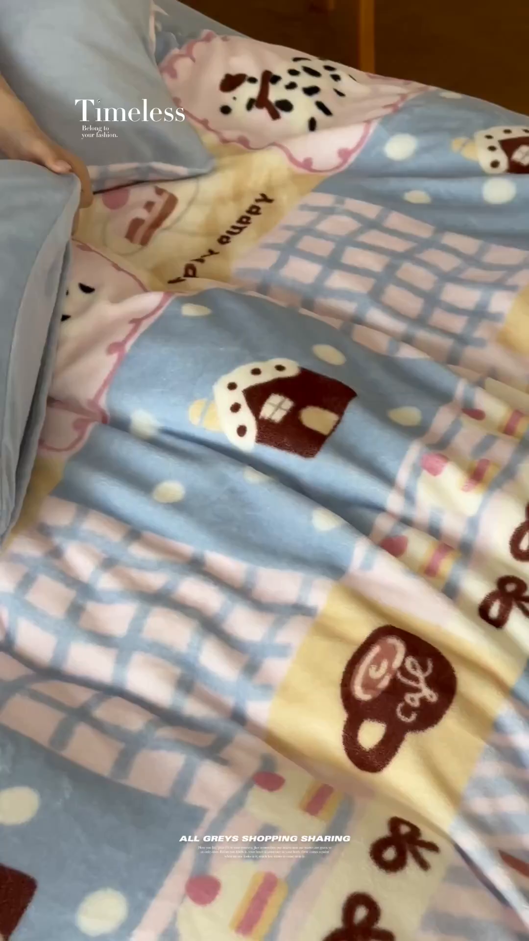 91家纺网 家纺一手货源 找家纺 桃子家居 2025新款A类ins数码印花枕混搭复古时尚卡通加厚牛奶系列四件套 绒-混搭蜡笔画