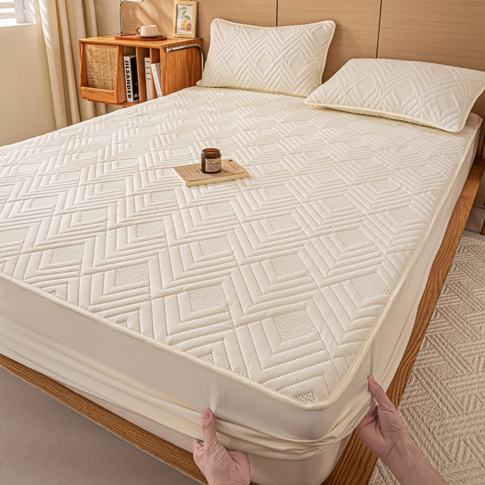 91家纺网 家纺一手货源 找家纺 给笠 2025新款A类超声波夹棉床笠 米白