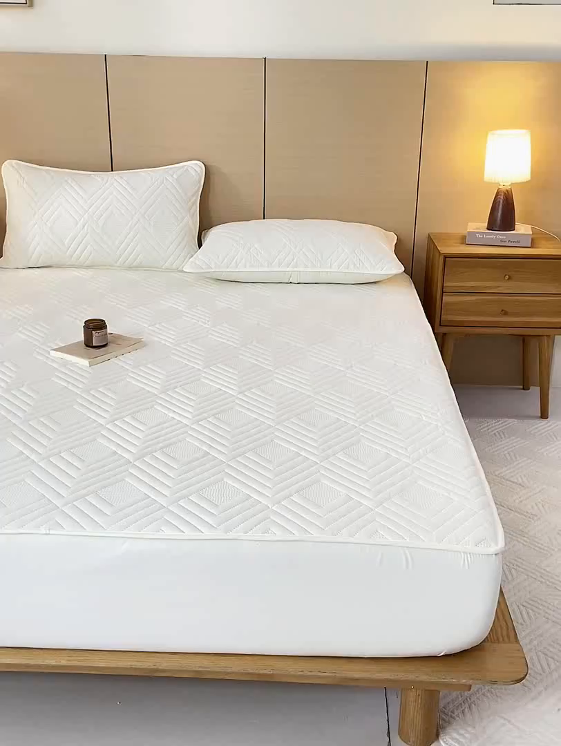 91家纺网 家纺一手货源 找家纺 给笠 2025新款A类超声波夹棉床笠 米白