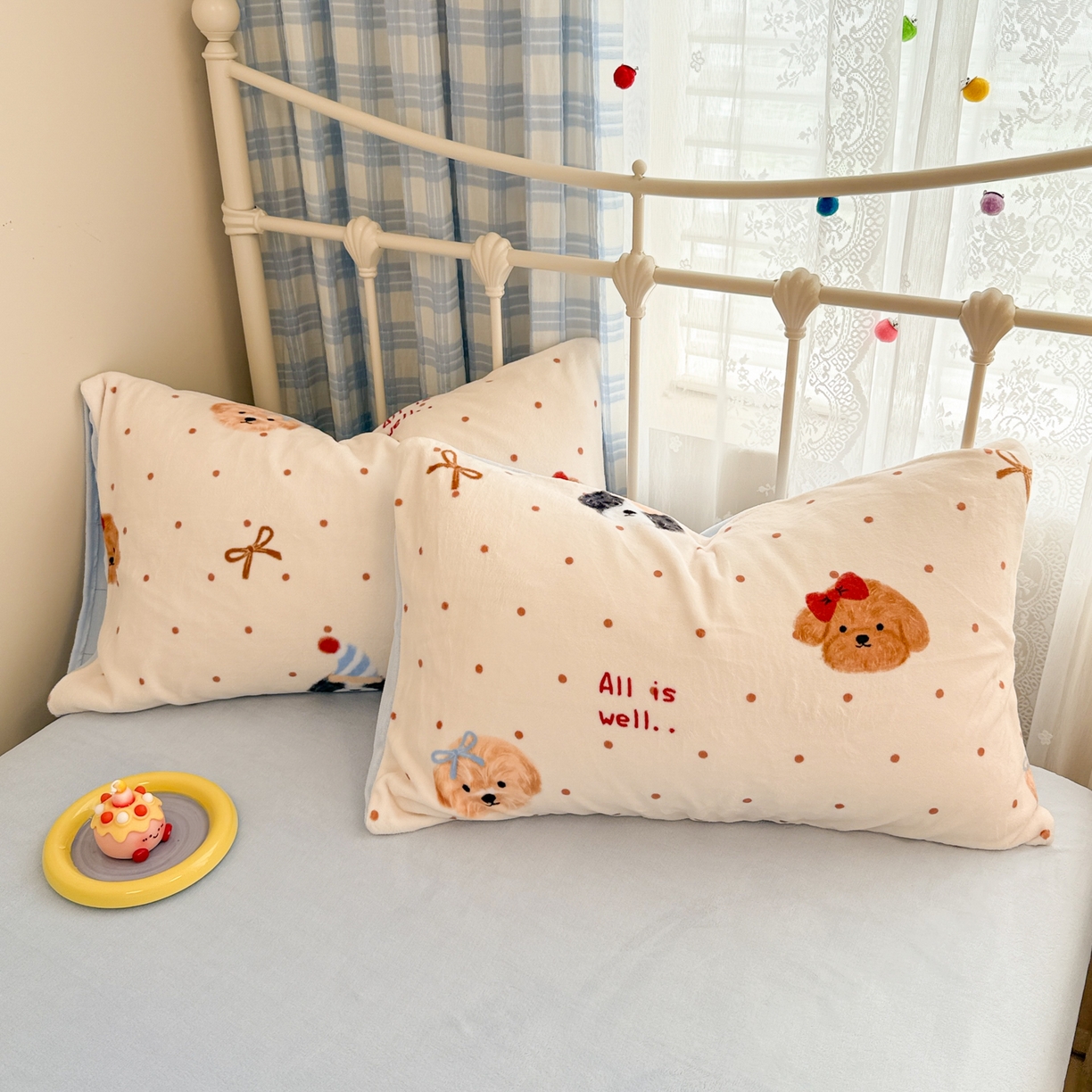 91家纺网 家纺一手货源 找家纺 呗旺鹿 2025新款A类高克重卡通印花牛奶绒印花四件套 蝴蝶结圆点小狗