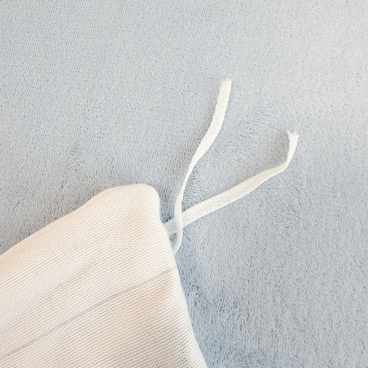 91家纺网 家纺一手货源 找家纺 呗旺鹿 2025新款A类高克重卡通印花牛奶绒印花四件套 奶油星星狗