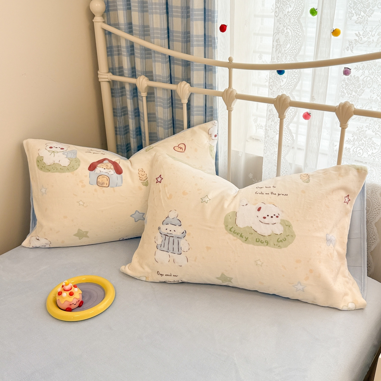 91家纺网 家纺一手货源 找家纺 呗旺鹿 2025新款A类高克重卡通印花牛奶绒印花四件套 奶油星星狗