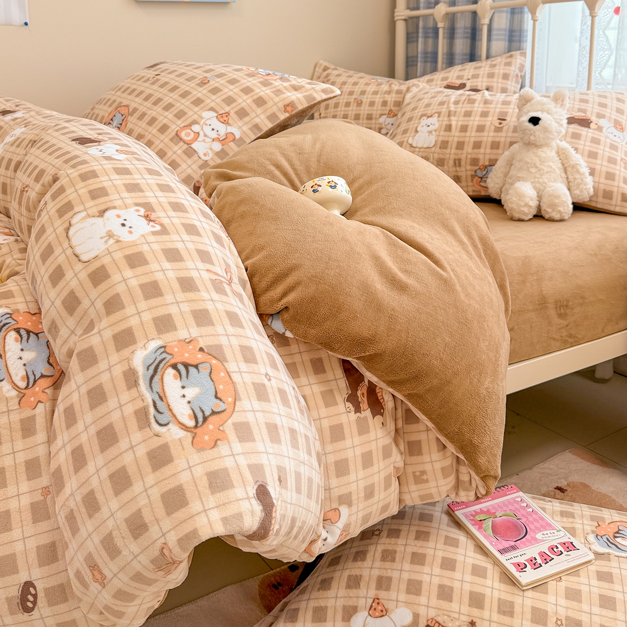 呗旺鹿 2025新款A类高克重卡通印花牛奶绒印花四件套 猫狗派对