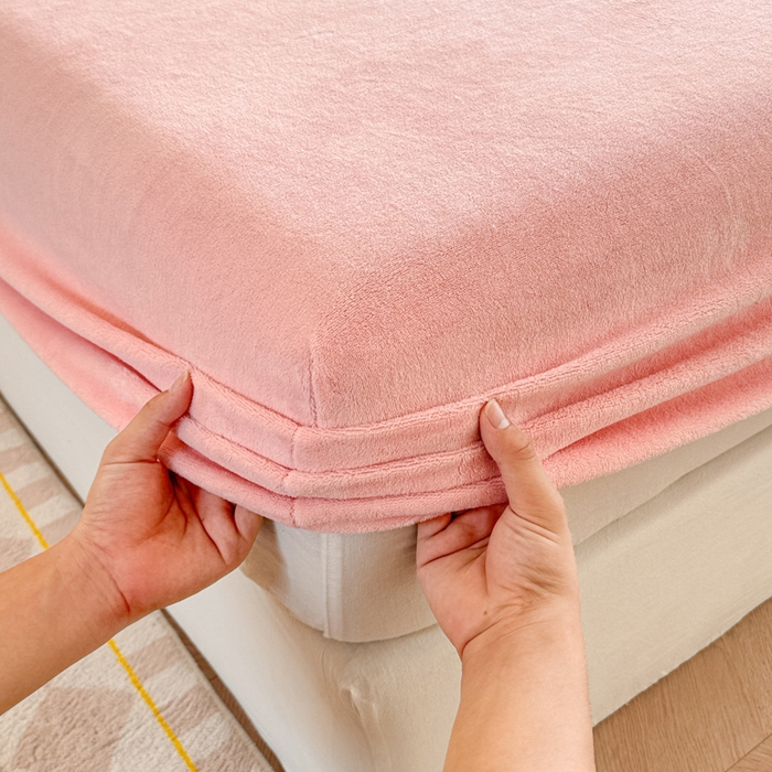 91家纺网 家纺一手货源 找家纺 眠博士 2025新款简约牛奶绒纯色单床笠 牛奶绒床笠-粉色