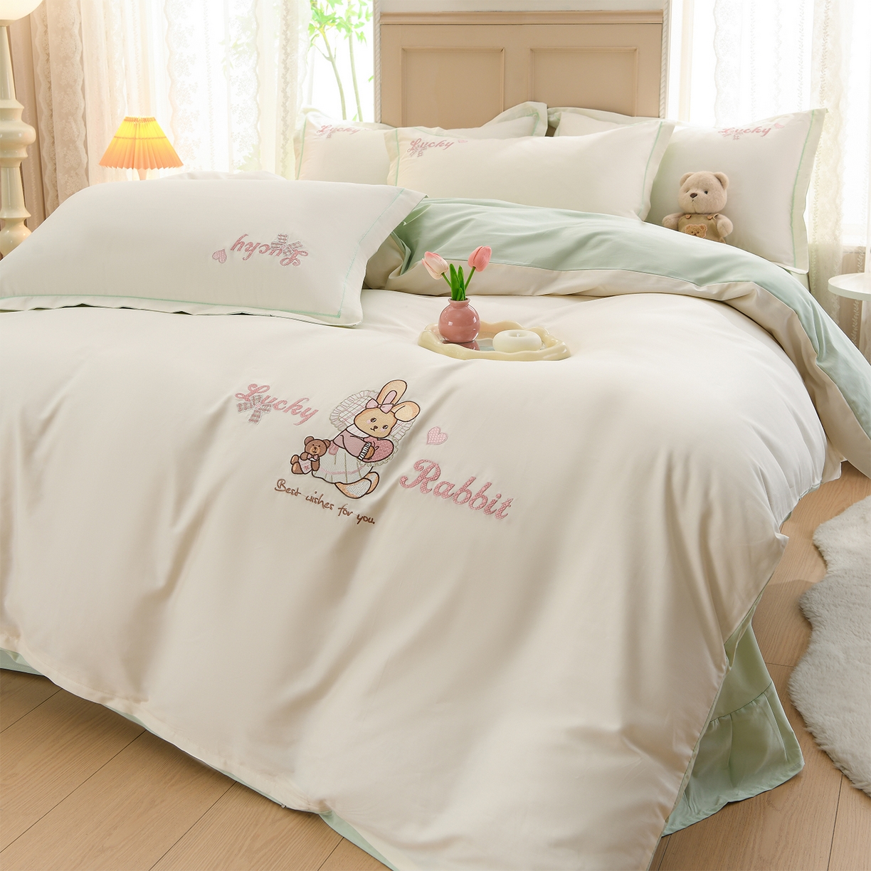 91家纺网 家纺一手货源 找家纺 （总）绒小宣 2025新款13372全棉绣花四件套-梦幻兔