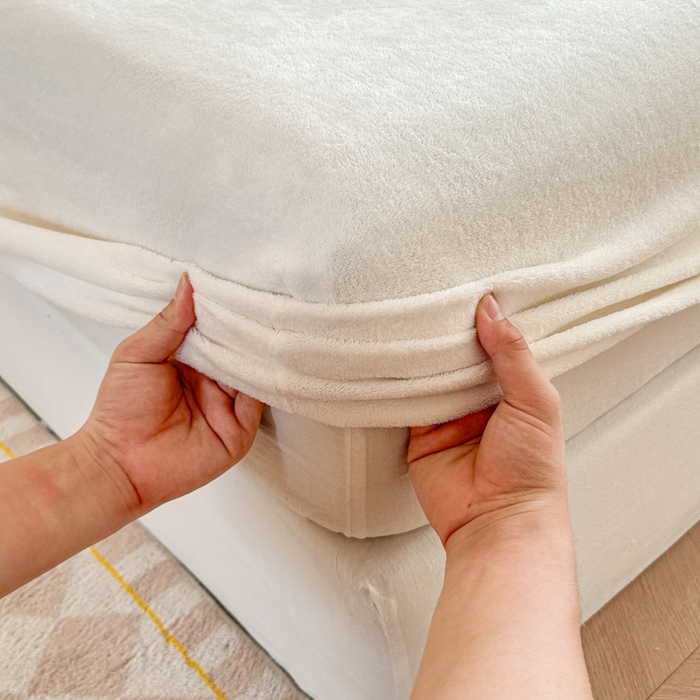 91家纺网 家纺一手货源 找家纺 眠博士 2025新款简约牛奶绒纯色单床笠 牛奶绒床笠-奶白