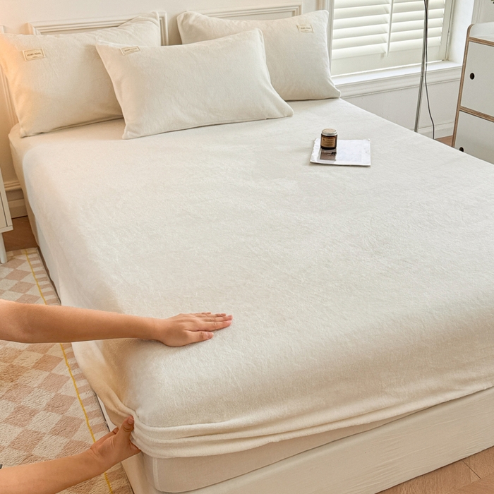 91家纺网 家纺一手货源 找家纺 眠博士 2025新款简约牛奶绒纯色单床笠 牛奶绒床笠-奶白