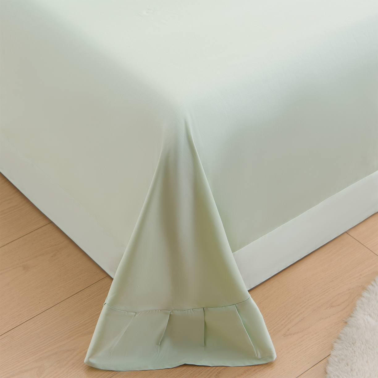 91家纺网 家纺一手货源 找家纺 绒小宣 2025新款13372全棉绣花四件套-梦幻兔 兔熊-白青