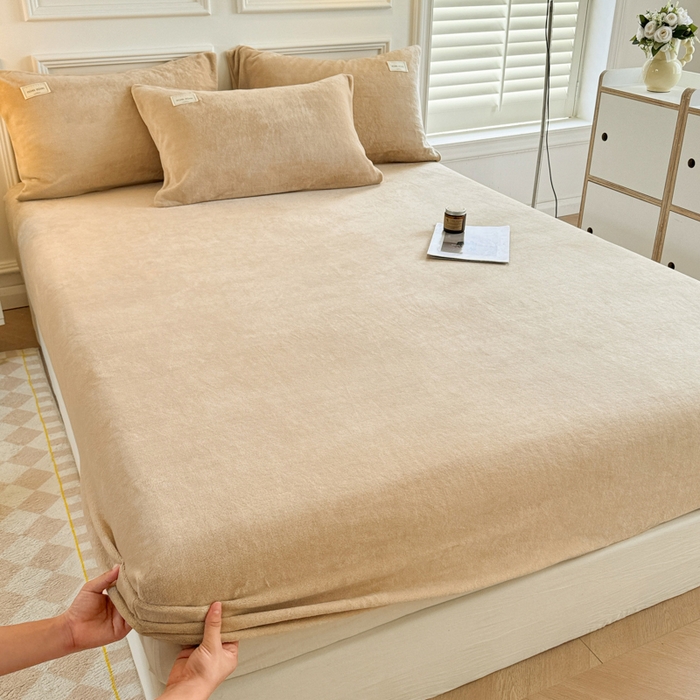 91家纺网 家纺一手货源 找家纺 眠博士 2025新款简约牛奶绒纯色单床笠 牛奶绒床笠-暖咖