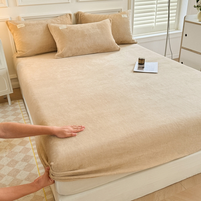 91家纺网 家纺一手货源 找家纺 眠博士 2025新款简约牛奶绒纯色单床笠 牛奶绒床笠-暖咖