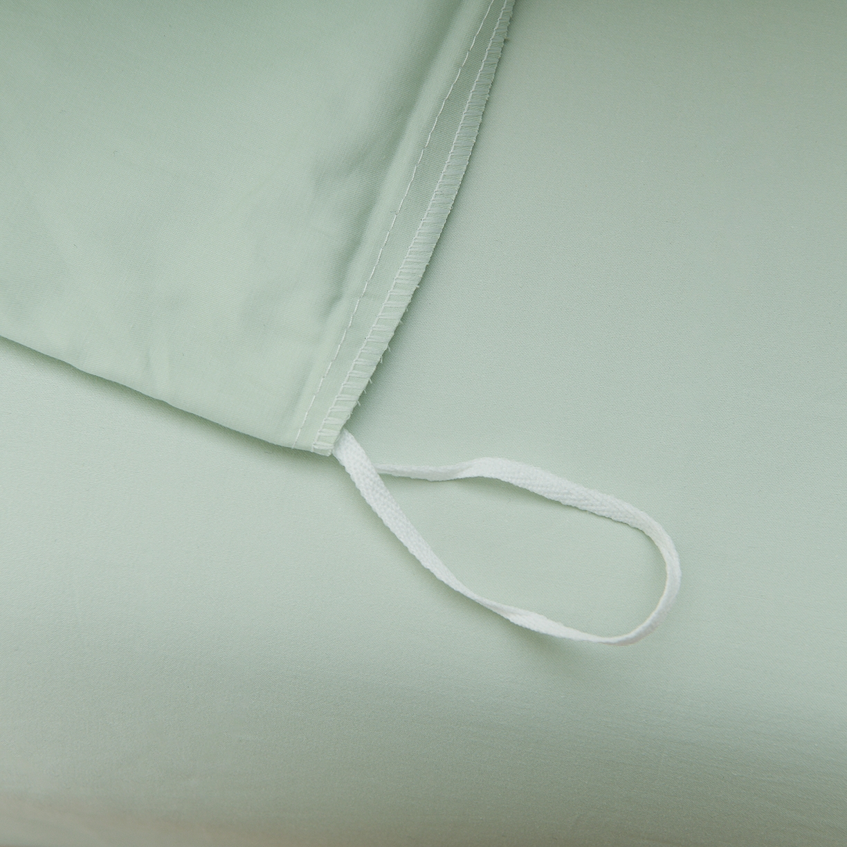 91家纺网 家纺一手货源 找家纺 绒小宣 2025新款13372全棉绣花四件套-梦幻兔 兔熊-青