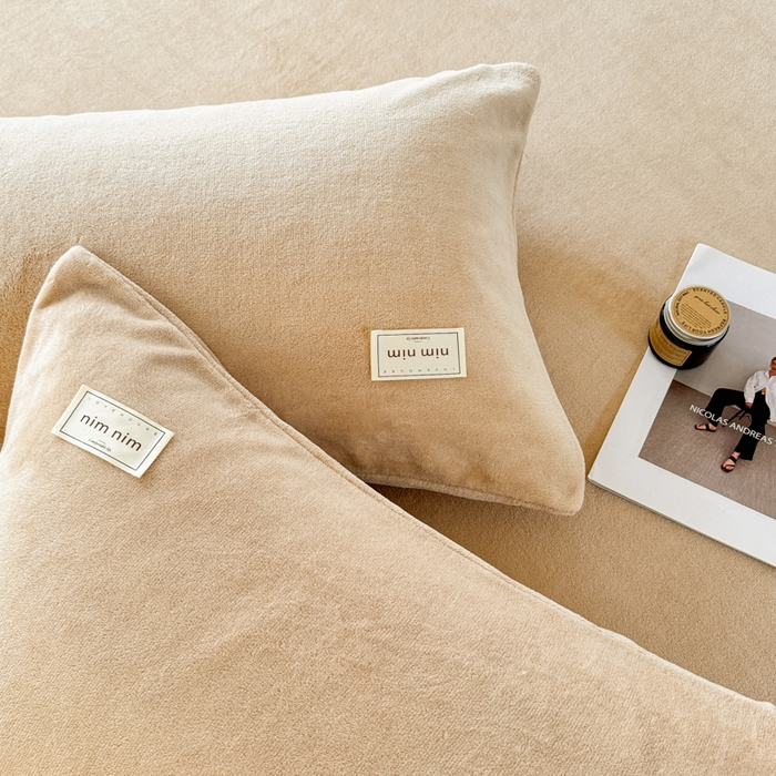 91家纺网 家纺一手货源 找家纺 眠博士 2025新款简约牛奶绒纯色单床笠 牛奶绒床笠-暖咖