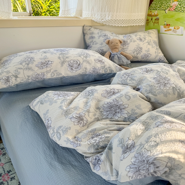 91家纺网 家纺一手货源 找家纺 优兰朵  2025新款超柔云感木棉印花小清新四件套 晨雾汀兰