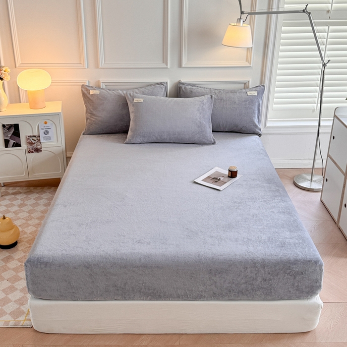 91家纺网 家纺一手货源 找家纺 眠博士 2025新款简约牛奶绒纯色单床笠 牛奶绒床笠-浅灰