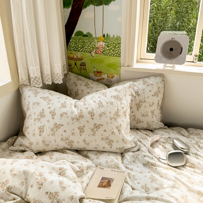 91家纺网 家纺一手货源 找家纺 优兰朵  2025新款超柔云感木棉印花小清新四件套 花梦