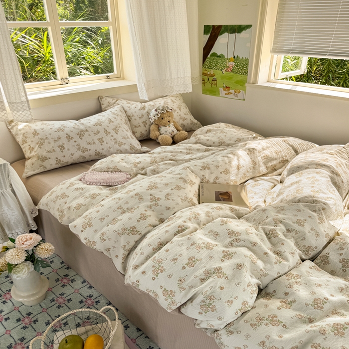 91家纺网 家纺一手货源 找家纺 优兰朵  2025新款超柔云感木棉印花小清新四件套 花梦