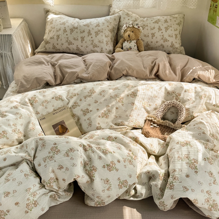 91家纺网 家纺一手货源 找家纺 优兰朵  2025新款超柔云感木棉印花小清新四件套 花梦