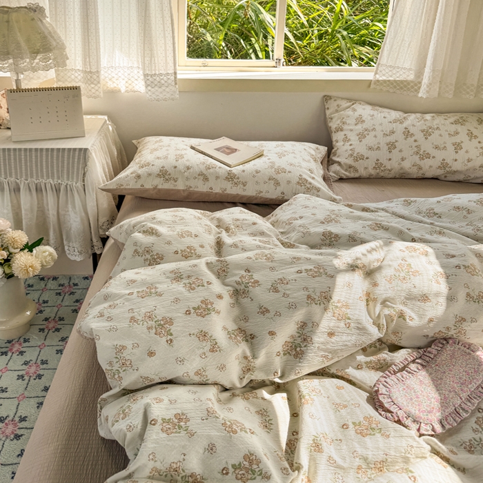 91家纺网 家纺一手货源 找家纺 优兰朵  2025新款超柔云感木棉印花小清新四件套 花梦