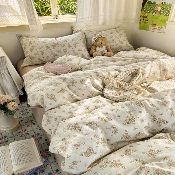 91家纺网 家纺一手货源 找家纺 优兰朵  2025新款超柔云感木棉印花小清新四件套 花梦