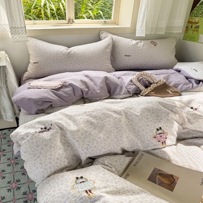 91家纺网 家纺一手货源 找家纺 优兰朵  2025新款超柔云感木棉印花小清新四件套 开心女孩-紫