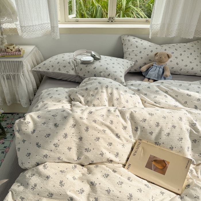 91家纺网 家纺一手货源 找家纺 优兰朵  2025新款超柔云感木棉印花小清新四件套 木槿