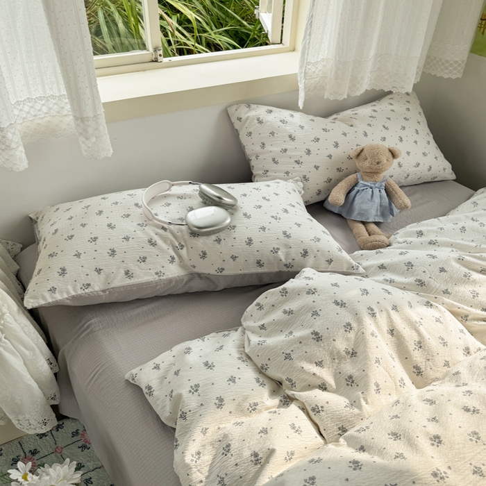 91家纺网 家纺一手货源 找家纺 优兰朵  2025新款超柔云感木棉印花小清新四件套 木槿