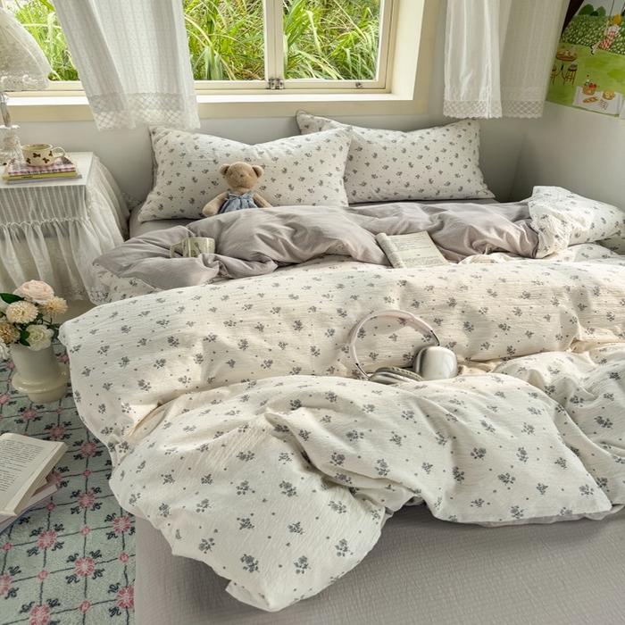 91家纺网 家纺一手货源 找家纺 优兰朵  2025新款超柔云感木棉印花小清新四件套 木槿