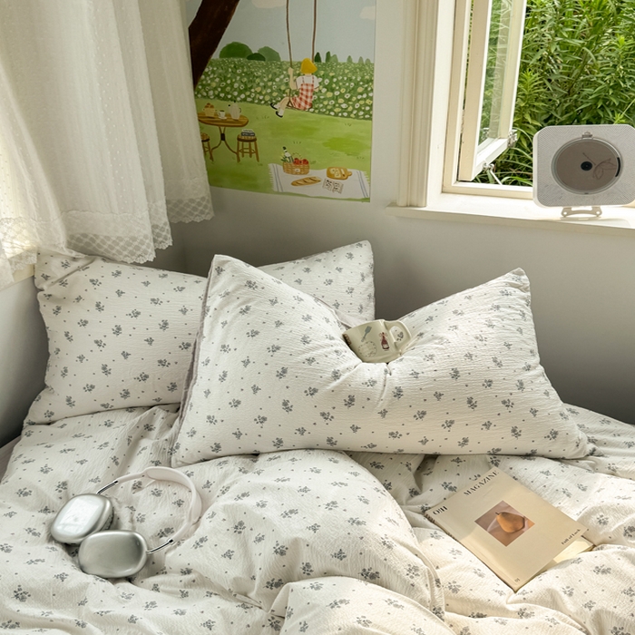 91家纺网 家纺一手货源 找家纺 优兰朵  2025新款超柔云感木棉印花小清新四件套 木槿