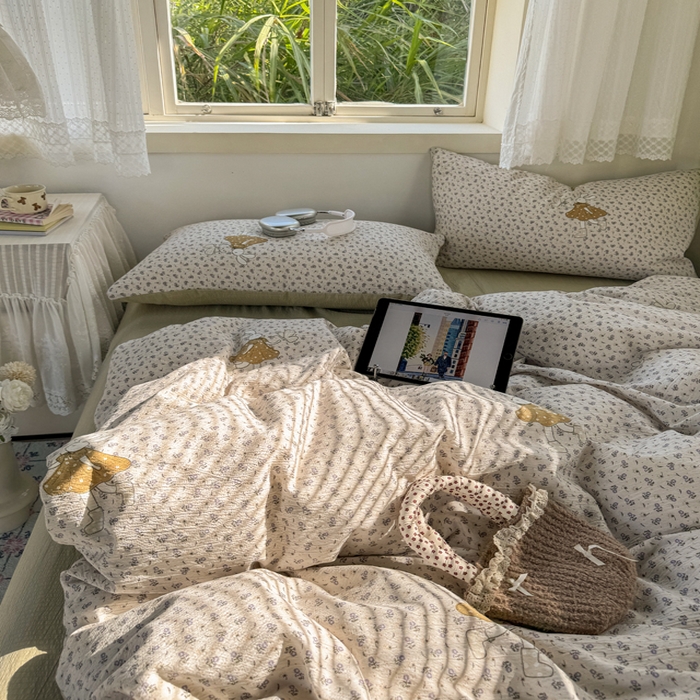 91家纺网 家纺一手货源 找家纺 优兰朵  2025新款超柔云感木棉印花小清新四件套 兔小姐