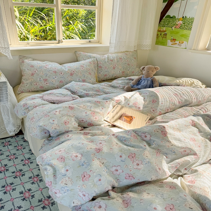 91家纺网 家纺一手货源 找家纺 优兰朵  2025新款超柔云感木棉印花小清新四件套 勿忘我