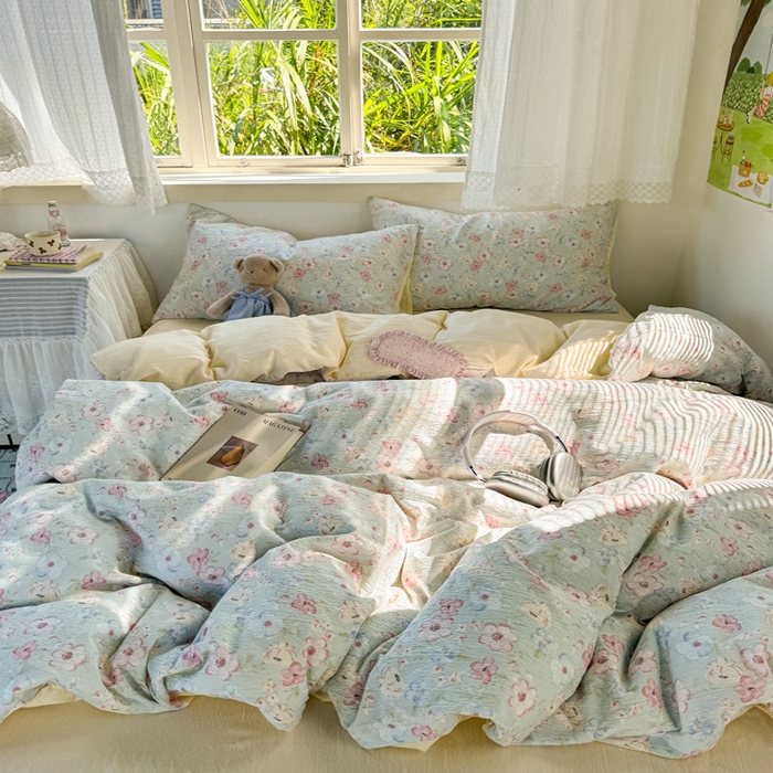 91家纺网 家纺一手货源 找家纺 优兰朵  2025新款超柔云感木棉印花小清新四件套 勿忘我