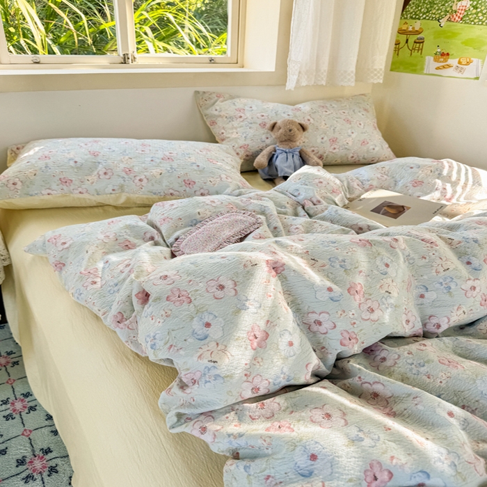 91家纺网 家纺一手货源 找家纺 优兰朵  2025新款超柔云感木棉印花小清新四件套 勿忘我